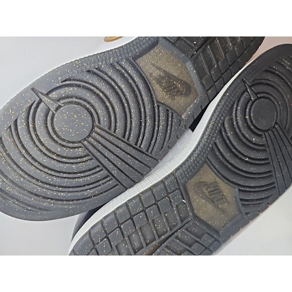 Nike Air Jordan 1 Low SE GS GOLD TOE DR6970-071 Youth 7Y Sparkle - Picture 10 of 10